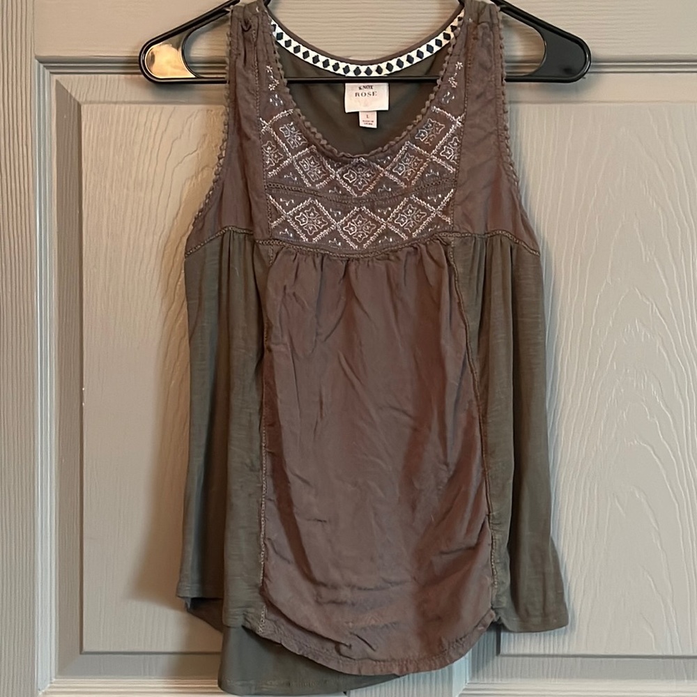 Green Sleeveless Knox Rose Top